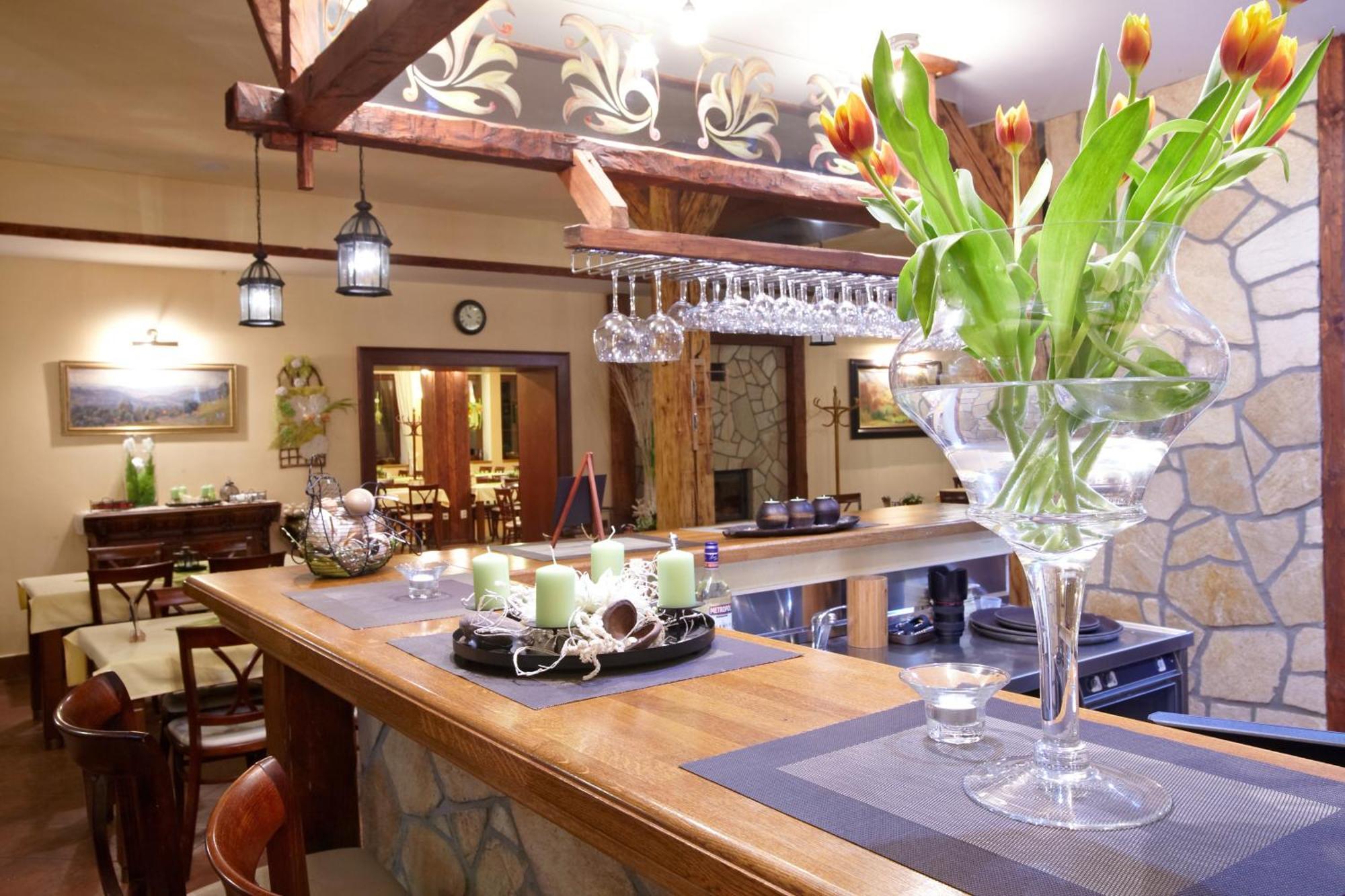 Penzion a restaurace Staré Časy Horní Bečva Esterno foto